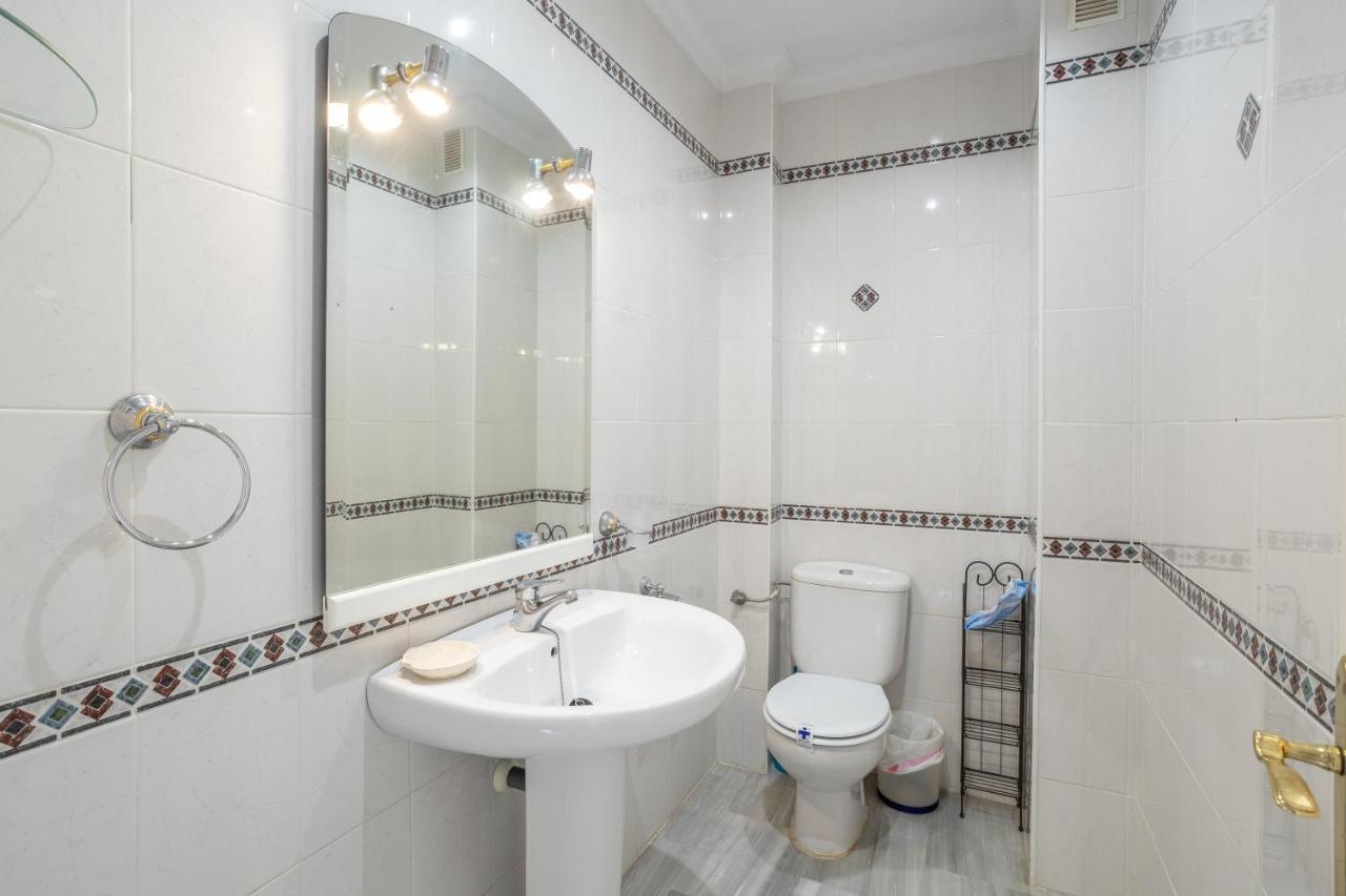Las Flores 5 - Large Townhouse Nerja Exterior photo